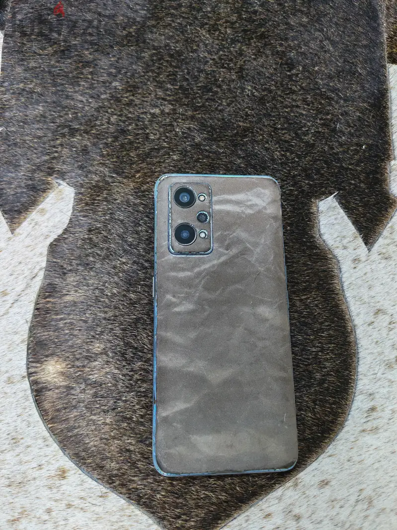 Used phone65179112870018121
