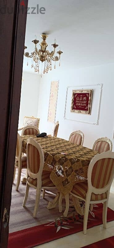 ترابيزة سفره و8 كراسى