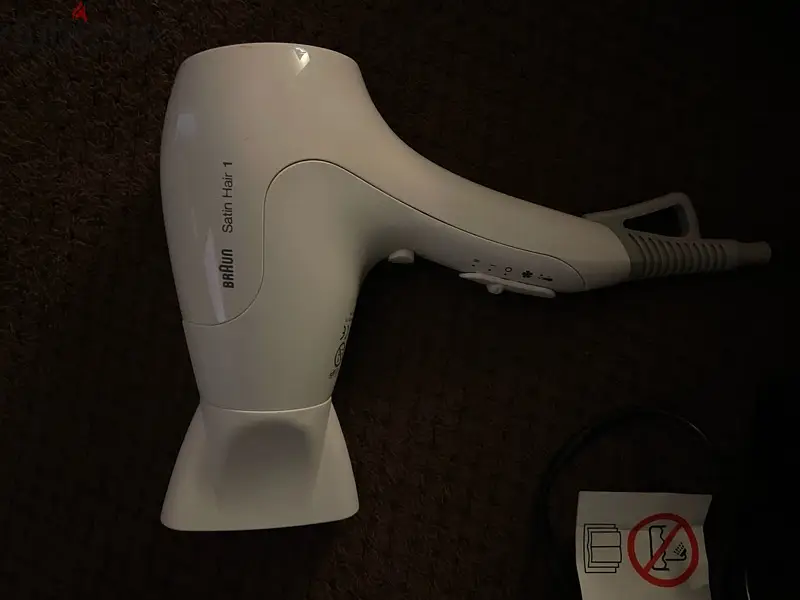 Braun Satin Hair 1  dryer with 1800 Watts - White