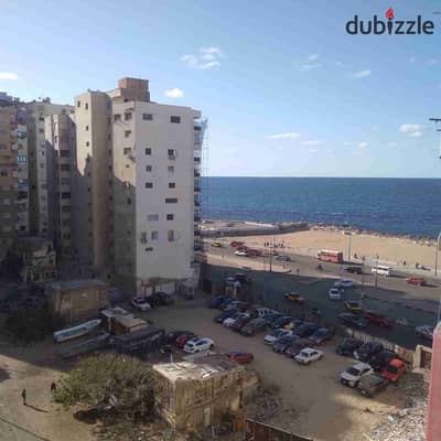 Furnished apartment for rent in Miami - wonderful side view of the sea and the corniche 