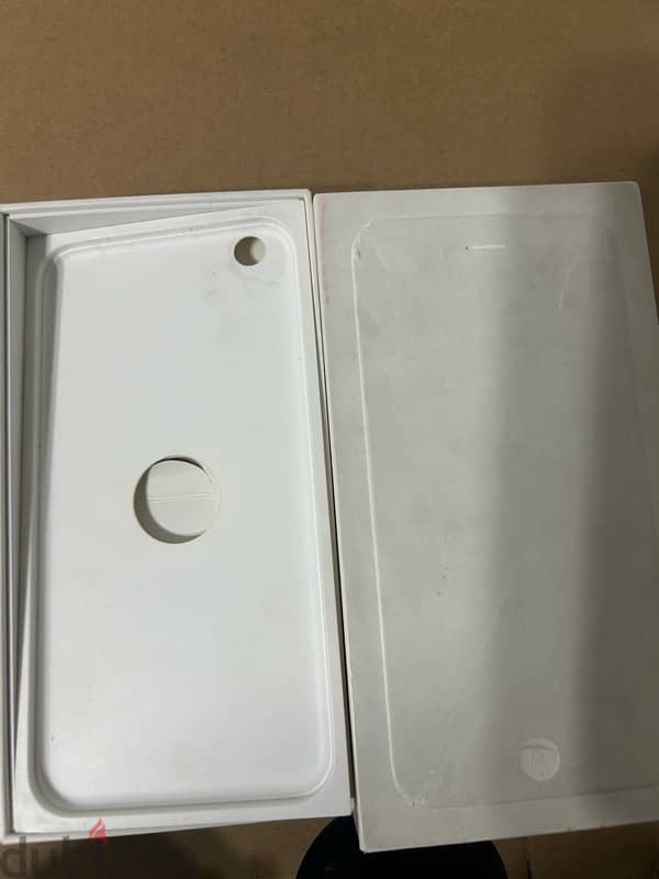 كرتونة آيفون 6 plus 64 جيجا 2