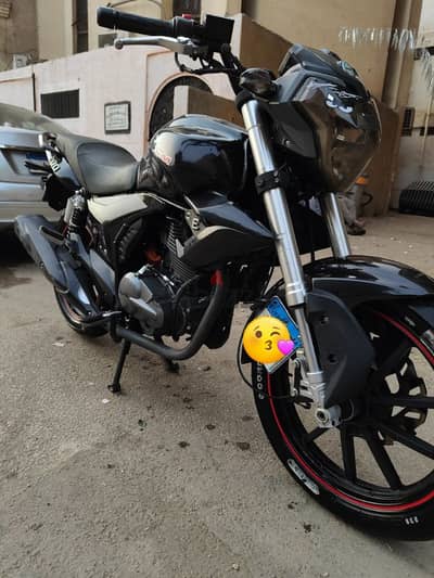 بينيللى vlm 200