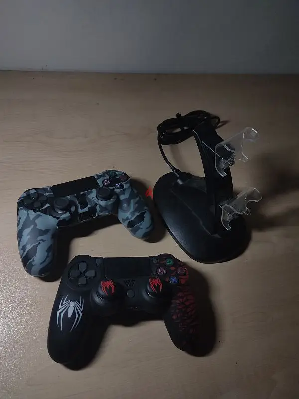 PS4 Controller65569797887105120