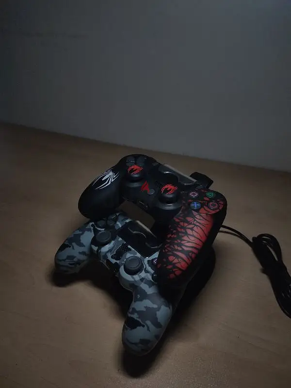 PS4 Controller65569797887105122