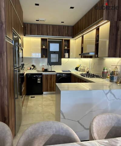 READY TO MOVE FINISHED APARTMENT CLOSE TO HYPER