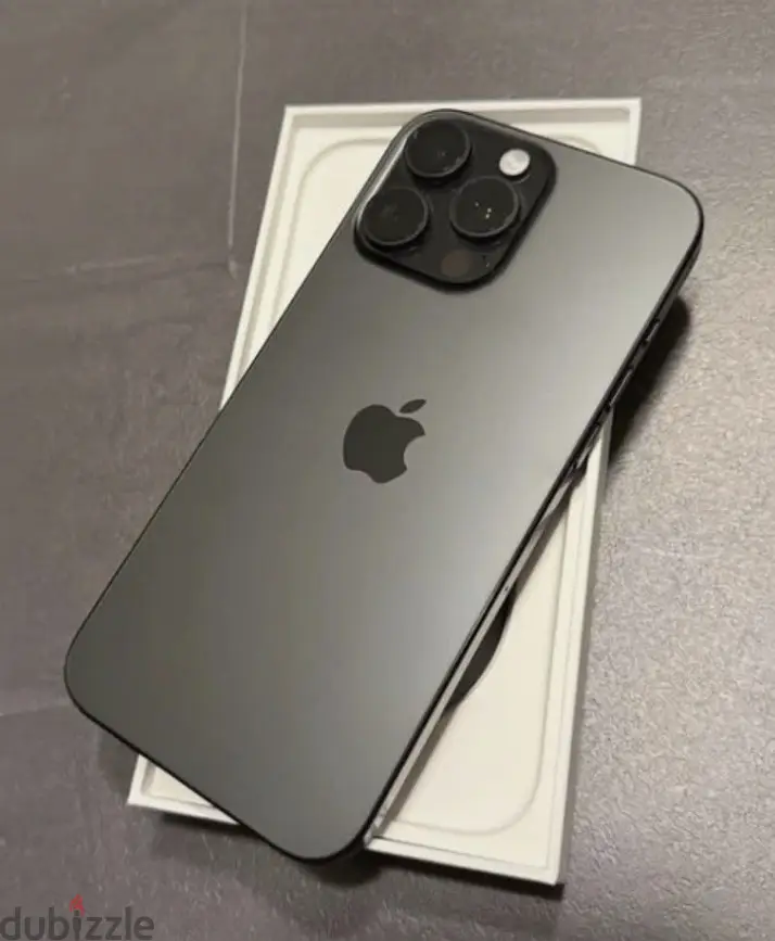 iPhone 16 Pro Max65179106600961122