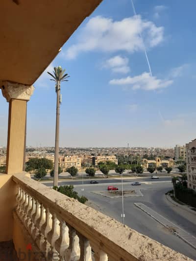 شقة أمامية في المربع الذهبي من المالك