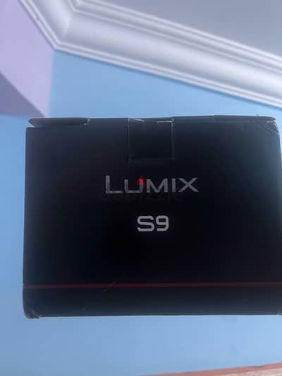 Panasonic Lumix S9