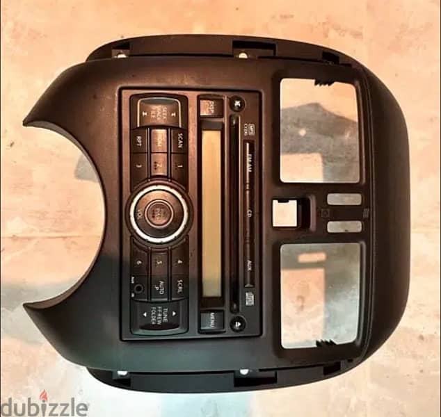 Nissan Sunny Interrior Frame & Player 1