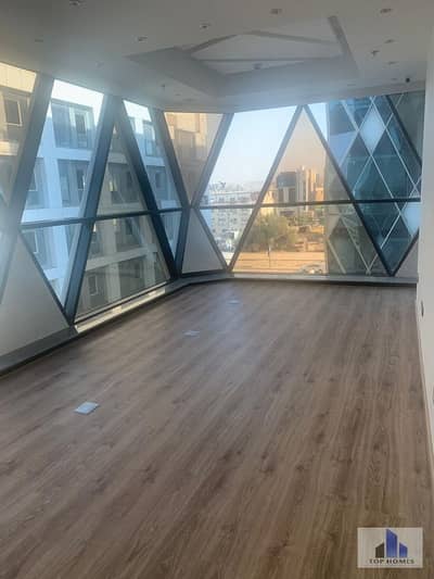 Admin Office for sale 190 sqm fully finished in Cairo Business Plaza North 90th 5th Settlement