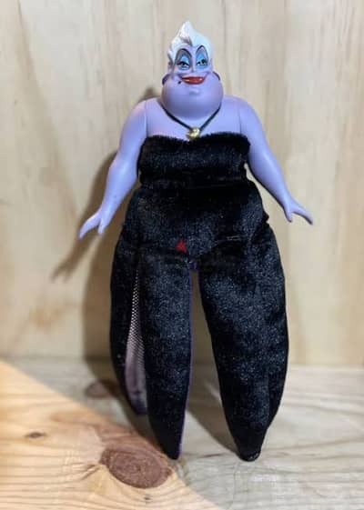 اورسلا ساحرة البحر  little mermaid