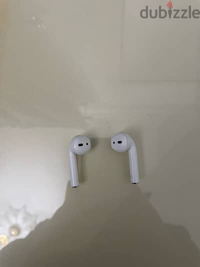 left And Right Airpods 2