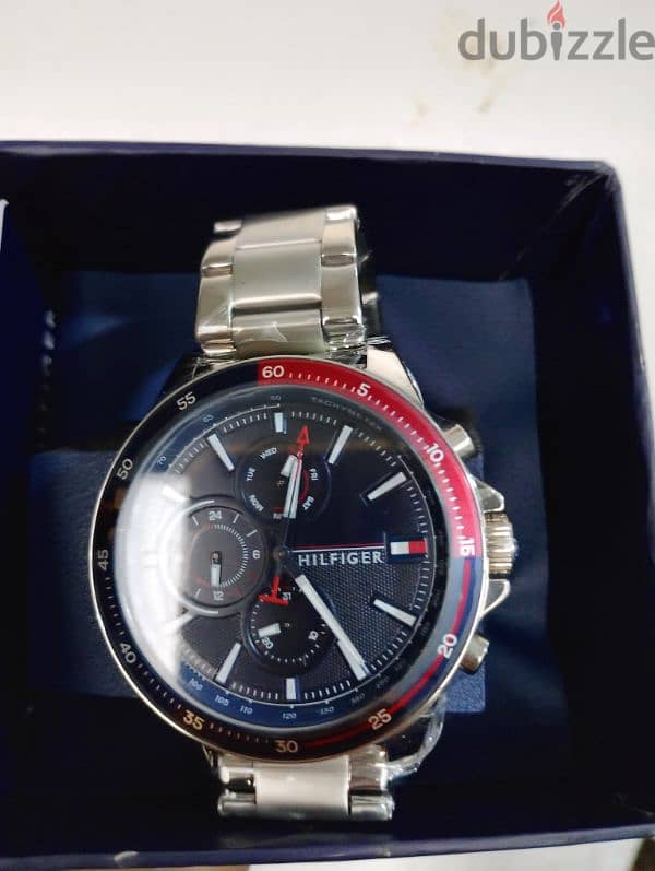 ساعة Tommy جديدة 4