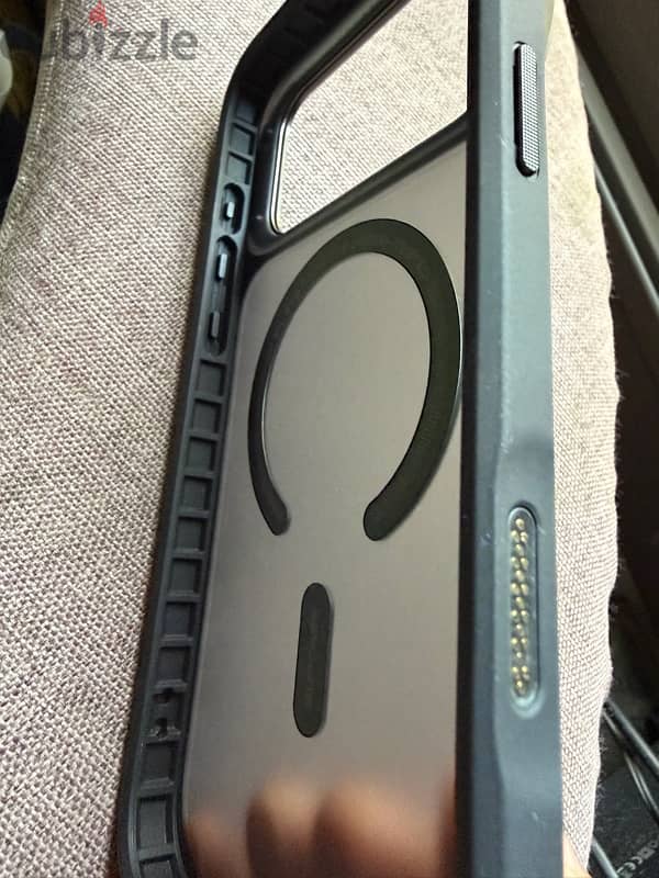 iPhone 17 Pro Max MagSafe Camera Control Button Phone Case - Black 5