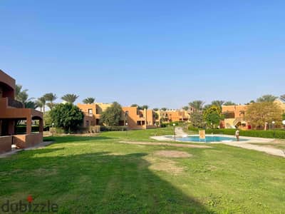 فيلا للبيع في مكادي باي الغردقه بكل خدمات القريه السياحيه