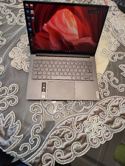 Lenovo Yoga Slim 7 Pro