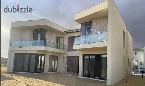 لسرعه البيع فيلا مستقله 550 م للبيع فى كمبوند باديا بالم هيلز أكتوبر بالتقسيط ع 12 سنين