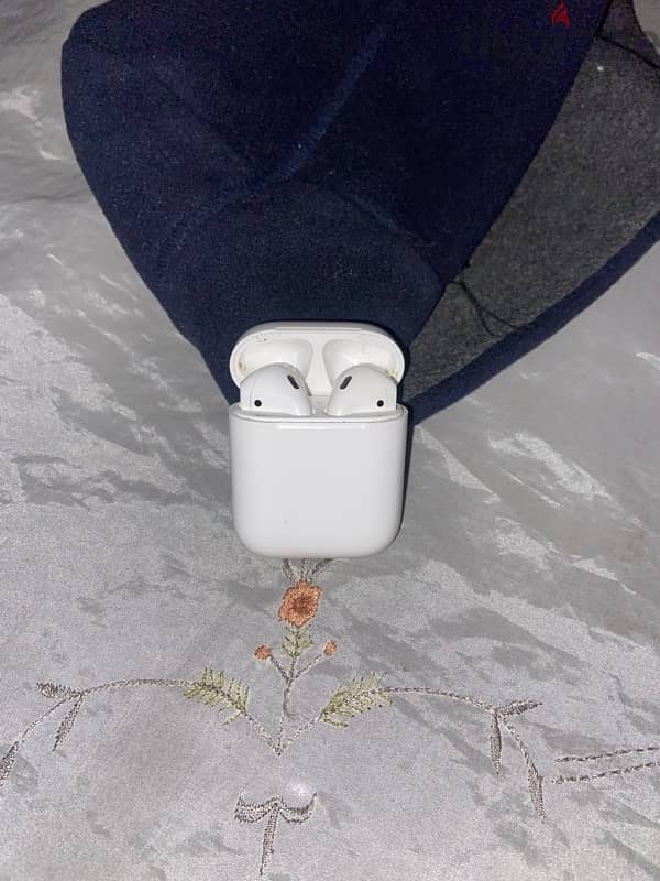 Apple Airpods 2nd Generation Original 1