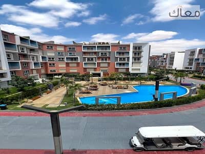 شقة متشطبة بالتكييفات احسن تشطيب في التجمع الخامس