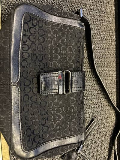 Guess shoulder bag