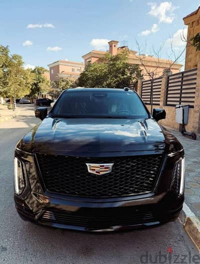 سيارة كاديلاك للايجار اليومي بالسائق Cadillac
