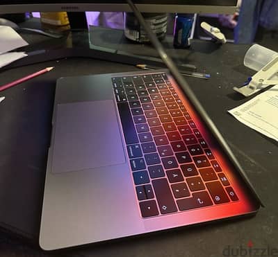 Macbook pro 13-inch 2017