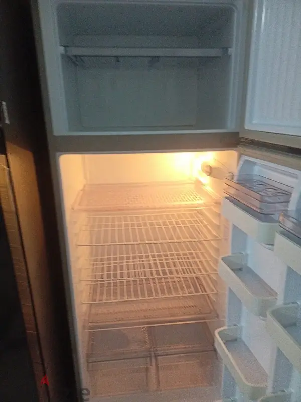 ثلاجة كريازى الماظة65162073172227122