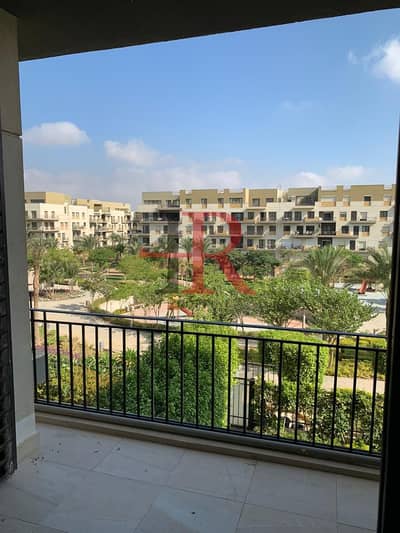 شقة نصف مفروشة للإيجار في ايست تاون القاهرة الجديدة مطلة على سنترال بارك