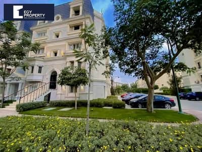 With a Prime View Luxury Villa for Sale in Mountain View Hyde Park - New Cairo