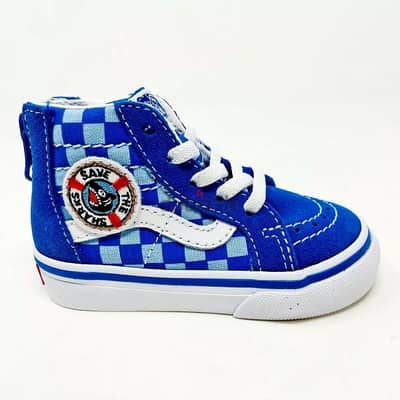 VANS shark size 23.5