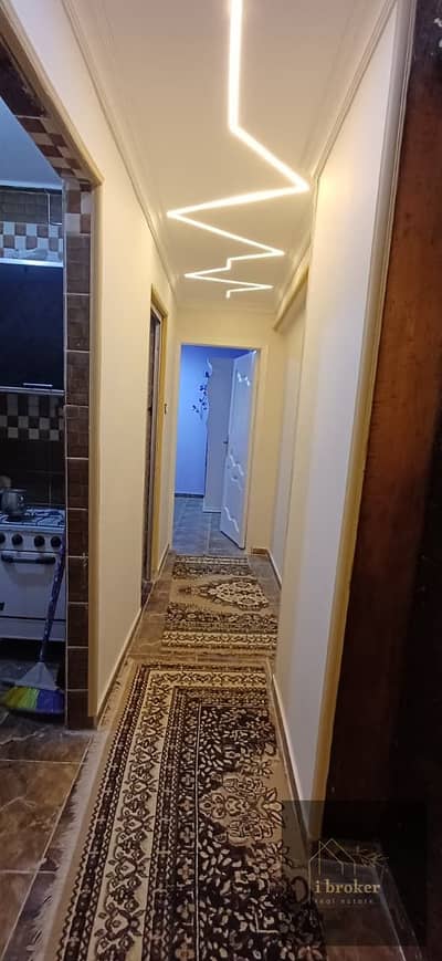 للبيع بالمندرة بحرى خطوة للبحر ش سيدى كمال