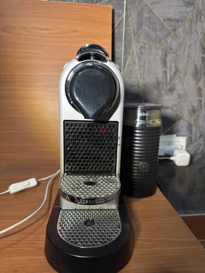 nespresso citiZ coffee machine with milk frother