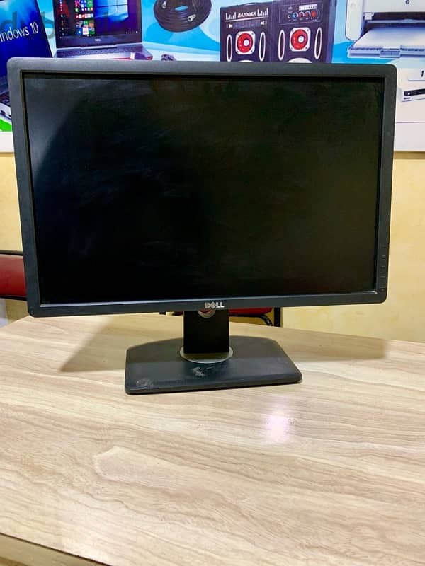 DELL 22 LED IPS 1