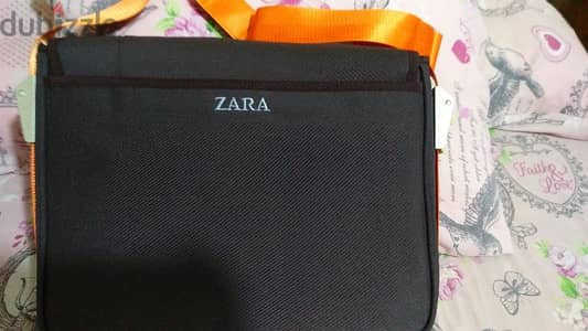 شنطه لاب توب زارا الأصلية بسعر أقل من سعر السوق