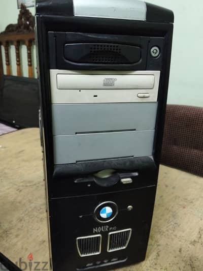 بانتيم 4 بدون هارد  و شاشة LCD 19