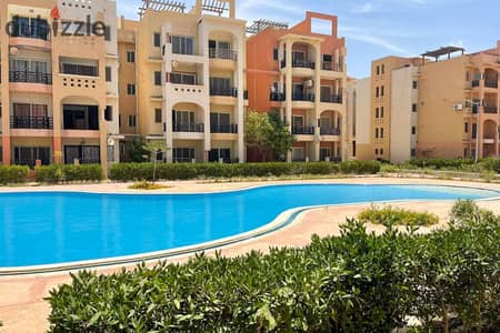 Ground chalet with garden for sale (Imarats Heights) 100 m