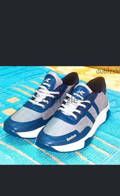 كوتش reebok جديد