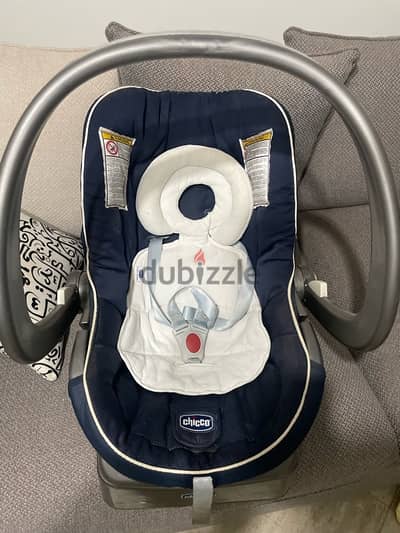 Chicco Baby car seat – Used Under 1 Year (Excellent Condition)