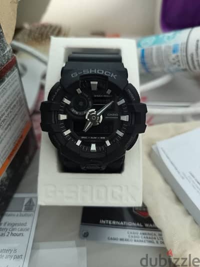 للبيع ساعه g-shock a700 اصليه بالعلبه و الكارت و الضمان