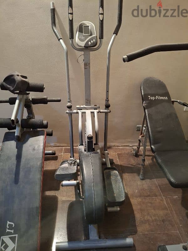 Elliptical cross trainer 7