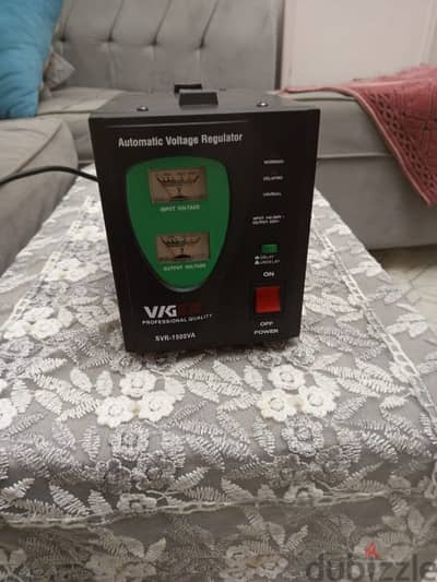 منظم الجهد الأوتوماتيكي VIGEX ( سبليزر 1500VA)