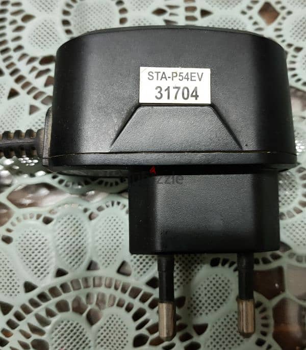 شاحن LG 1