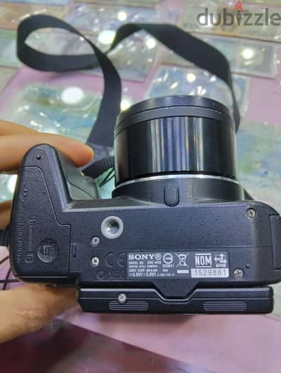 Sony Cyber-shot DSC-H50