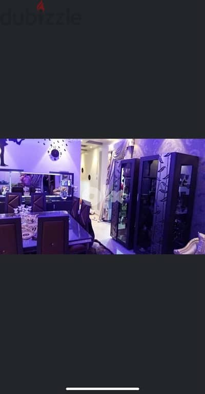 سفرة كاملة ٢ نيش ٨ كراسي و بوفيه