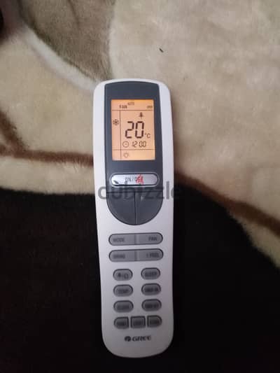 ريموت تكييف جري اصلي حاله ممتازه