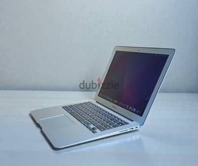 macbook Air 2017  - حالات زيرو - بطارية 5 ساعات | ومتاح نسخة 512