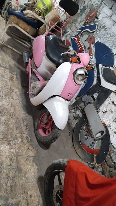 هوندا سكوتر سكوبي