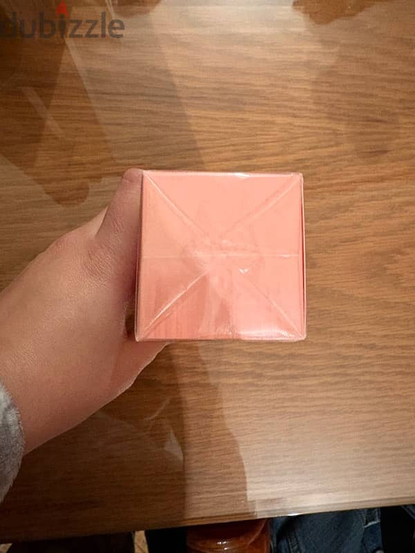 este lauder perfume 1