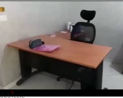 مكاتب للبيع