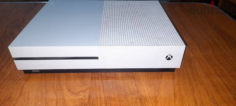 Xbox one s 1